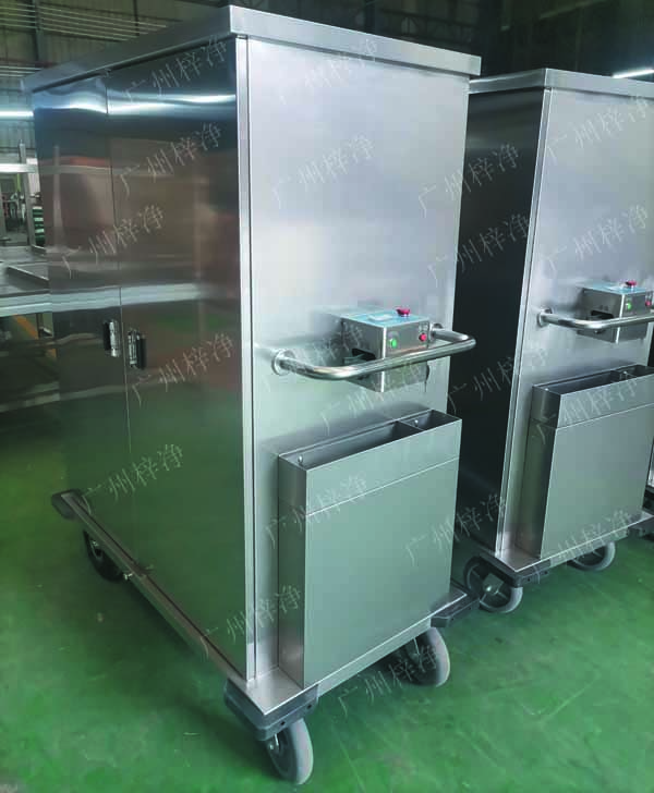 密閉式滅菌器械物品電動轉運車有單面雙開門,單側門可旋轉角度≥220°度開啟設計,裝卸物品更方便; 密閉式滅菌器械物品電動轉運車有單面雙開門,單側門可旋轉角度≥220°度開啟設計,裝卸物品更方便;